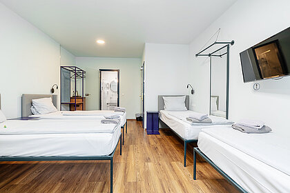 preiswertes 4-Bett Hotelzimmer München